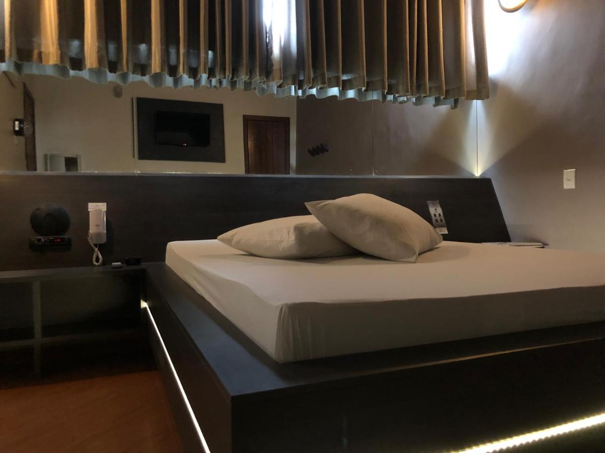 Status Motel بيلو هورزونتي المظهر الخارجي الصورة