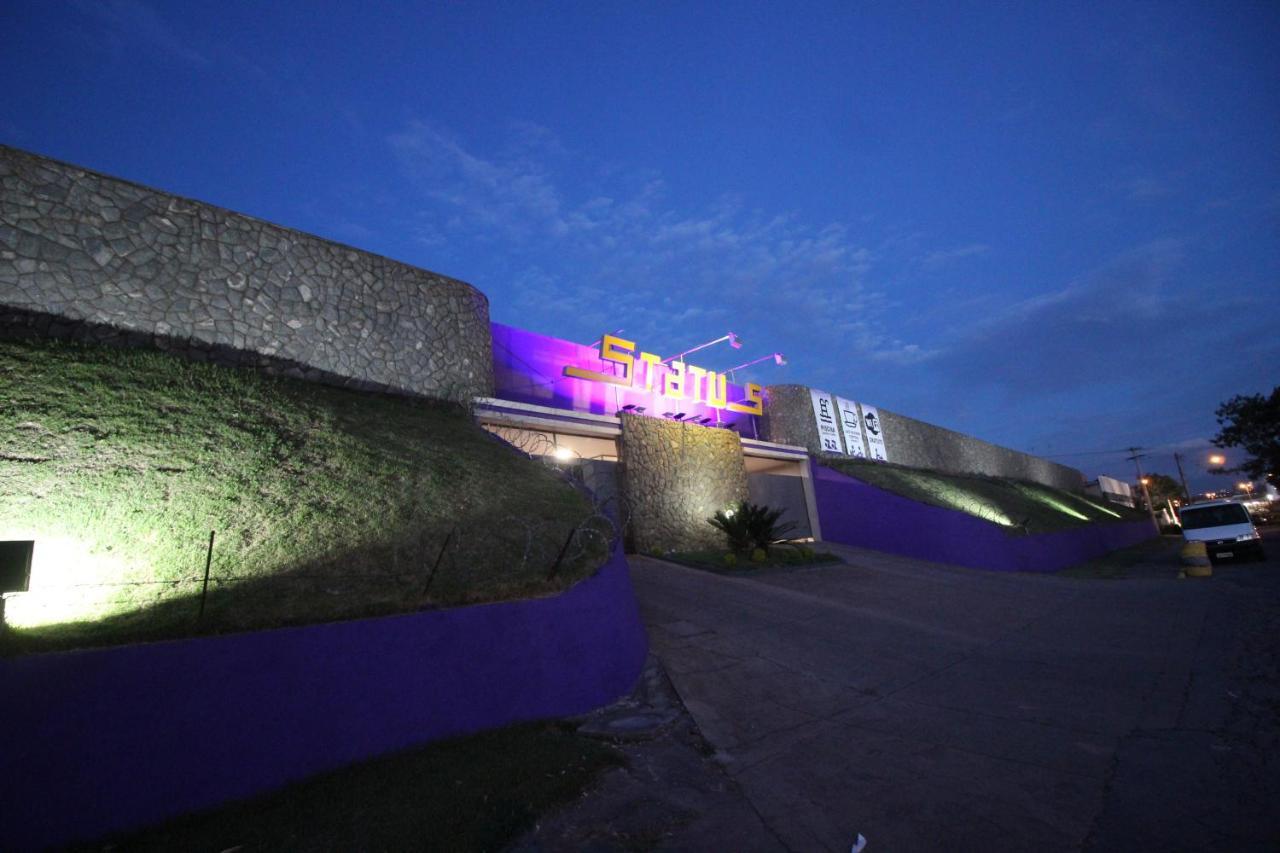 Status Motel بيلو هورزونتي المظهر الخارجي الصورة